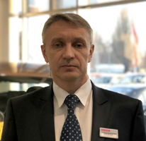 Дмитрий Чмырь –директор автосалона